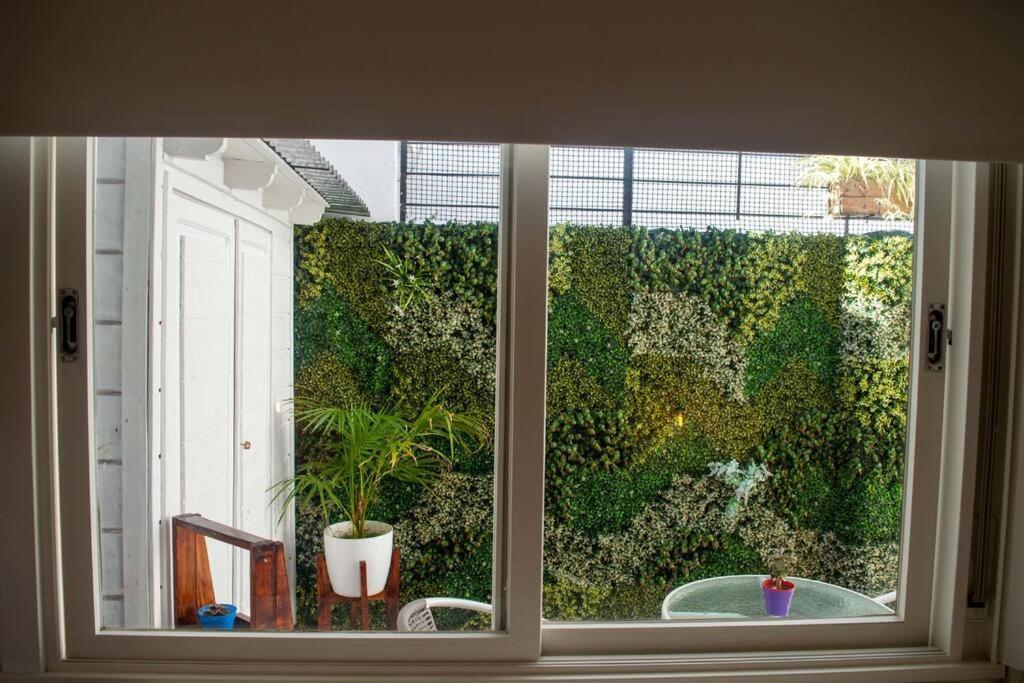 Hermoso Y Comodo Alojamiento Con Patio En Nunez Buenos Aires Bagian luar foto